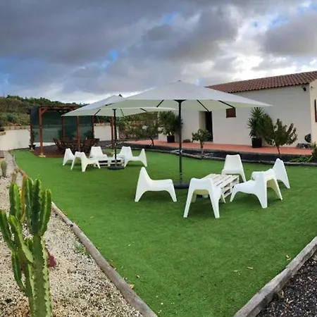 Spacious House In With Terrace And Garden * Arona (Tenerife)