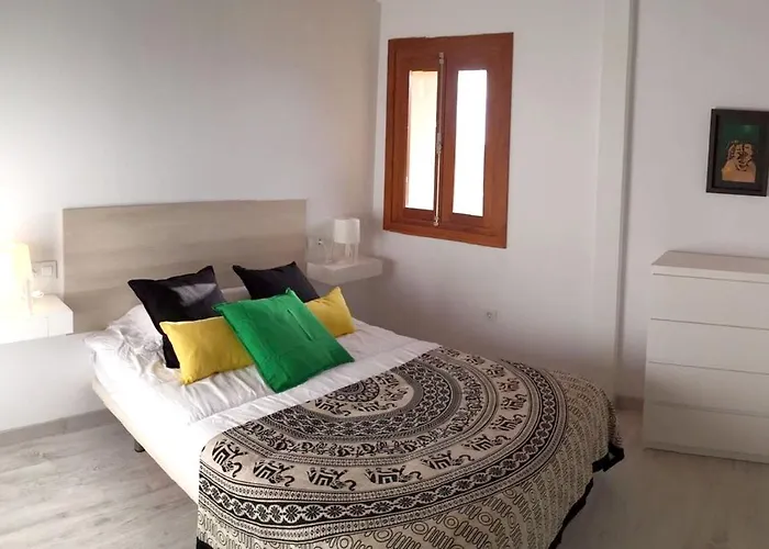 Spacious House In With Terrace And Garden Casa vacanze