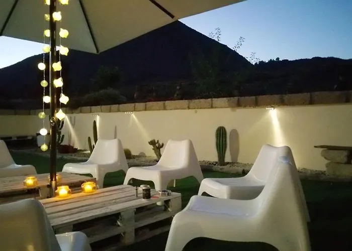 Spacious House In With Terrace And Garden Casa vacanze